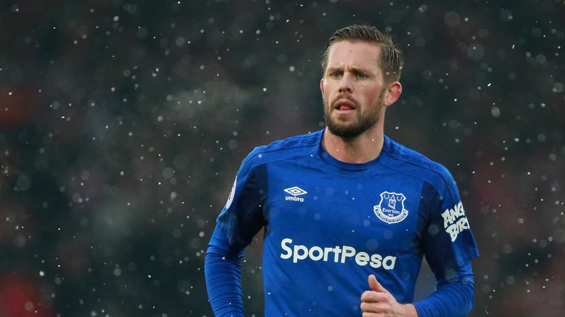 德甲铁血防线：坚不可摧的战术体系，德意志铁血将军